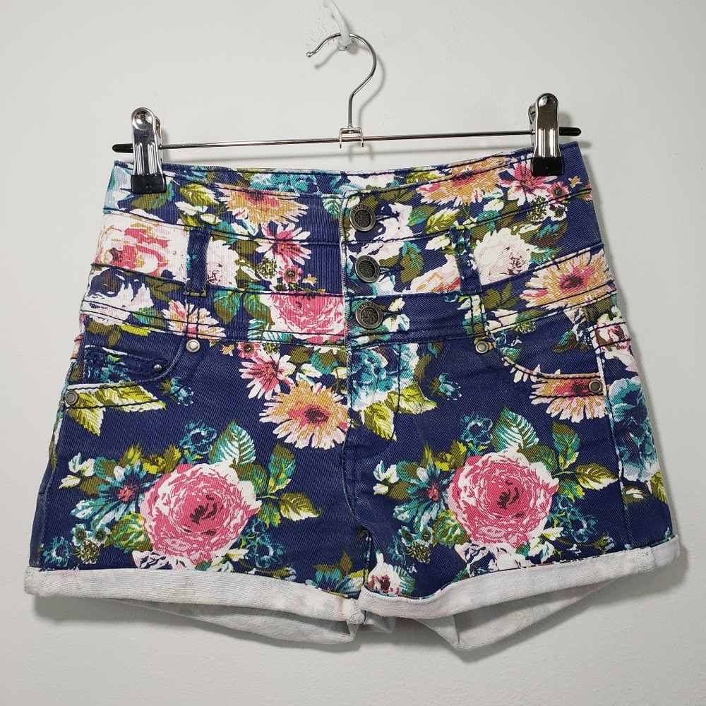 1st Kiss Shorts | High Waist Floral Triple Button